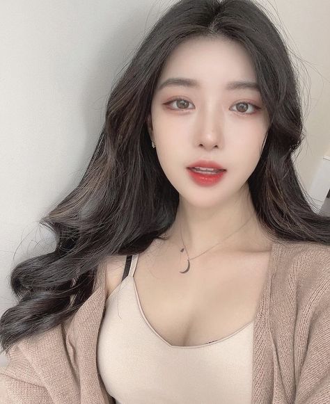 女人全身精油按摩